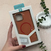 قاب گوشی iPhone 13 - iPhone 14 آیفون اورجینال Premium Case پشت سیلیکونی پاک کنی مگ سیف اورجینال لنزمتال نارنجی کد 119424