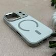 قاب گوشی iPhone 17 Pro آیفون اورجینال Premium Case پشت سیلیکونی پاک کنی مگ سیف اورجینال لنزمتال سفید کد 119458