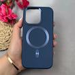قاب گوشی iPhone 16 Pro آیفون اورجینال Leather Case لدر کیس Q Series مگ سیف دار سرمه ای کد 97136
