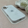 قاب گوشی iPhone 17 آیفون سیلیکونی اورجینال پاک کنی درجه یک زیربسته سفید کد 119780