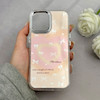 قاب گوشی iPhone 16 آیفون اورجینال فانتزی سخت آینه ای لنز کرومی ایربگ دار طرح پاپیون کیوت کد 122158