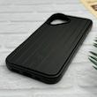 قاب گوشی iPhone 16 آیفون اورجینال M Company ضد ضربه کرکره ای دور سیلیکونی پشت سخت مشکی کد 123807