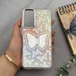 قاب گوشی Galaxy A15 سامسونگ اورجینال فانتزی سخت آینه ای لنز کرومی ایربگ دار طرح پروانه کیوت کد 122455