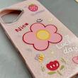 قاب گوشی iPhone 17 آیفون اکلیلی شاین Flower سخت بنددار کنفی گل صورتی کد 125477
