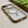 قاب گوشی iPhone 17 آیفون اورجینال مگ سیف دار یونیک کیس سیلیکونی طلقی مات قهوه ای کد 126540