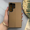 قاب گوشی Galaxy S26 Ultra سامسونگ کلاسوری اورجینال J CASE سوزنی مدل SPORT 2026 محافظ لنزدار نسکافه ای کد 126144