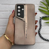 قاب گوشی Galaxy A17 سامسونگ سری Porsche Design پورش دیزاین Hard LUXURY محافظ لنز دار طلایی کد 130562