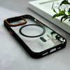 قاب گوشی iPhone 15 Pro آیفون اورجینال Orange Line مگ سیف دار طلقی شیشه ای شفاف مشکی کد 128446