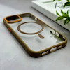 قاب گوشی iPhone 15 آیفون اورجینال Orange Line مگ سیف دار طلقی شیشه ای شفاف قهوه ای کد 128451