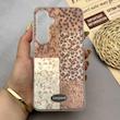 قاب گوشی Galaxy S24 FE سامسونگ IMD لیزری دورمات ایربگ دار دکمه کرومی لاکچری سخت HARD طرح پلنگی کد 152622