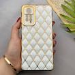 قاب گوشی Redmi Note 11 Pro 4G Global - Redmi Note 11 Pro 5G Global - Redmi Note 11E Pro - Redmi Note 12 Pro 4G شیائومی ژله ای مای کیس گلد لاین لوزی دور طلایی محافظ لنز دار سفید کد 154250