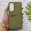 قاب گوشی Galaxy A55 سامسونگ سیلیکونی طرح نایکی NIKE پافر PC زیر بسته محافظ لنز دار کد 155015