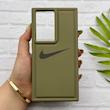 قاب گوشی Galaxy S23 Ultra سامسونگ سیلیکونی طرح نایکی NIKE پافر PC زیر بسته محافظ لنز دار کد 155016