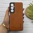 قاب گوشی Realme C65 ریلمی اورجینال برند DADOO دادوو 2026 طرح دوخت HARD چرمی محافظ لنزدار عسلی کد E19-157270