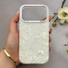 قاب گوشی iPhone 17 Pro آیفون اورجینال AV ماربل کرومی لنز نگین دار لاکچری سفید کد 157024