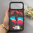 قاب گوشی iPhone 17 Pro Max آیفون پشت گلس آینه ای اورجینال BENKS طرح The North Face کد 157521