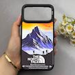 قاب گوشی iPhone 17 Pro Max آیفون پشت گلس آینه ای اورجینال BENKS طرح The North Face کد 157522