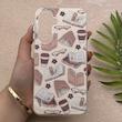 قاب گوشی Galaxy A17 سامسونگ HARD فانتزی دکمه کرومی لنز برجسته دورمات طرح مطالعه کیوت کد 158651