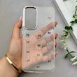 قاب گوشی Galaxy S24 FE سامسونگ رزینی برجسته اکلیلی Luxury لنز کرومی فانتزی پاپیونی کد 157423