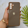 قاب گوشی Galaxy A17 سامسونگ PVD طرح کربن Porsche ضد خش پشت گلس شیشه ای محافظ لنزدار قهوه ای کد 163296