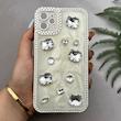 قاب گوشی iPhone 11 آیفون اورجینال فانتزی عروسکی برجسته نگین دار رزینی لنز کرومی طرح کیتی Kitty کد 163610