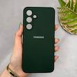 قاب گوشی Galaxy S24 FE سامسونگ سیلیکونی اورجینال پاک کنی سورا SORA درجه یک زیربسته سبز تیره کد 165450