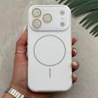 قاب گوشی iPhone 17 Pro آیفون سیلیکونی پاک کنی اورجینال Auto Focus مگ سیف دار Magsafe درجه یک زیربسته محافظ لنز شیشه ای سفید کد 164963