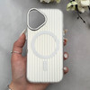 قاب گوشی iPhone 16 آیفون کرکره ای طرح مگ سیف Stripe Soft Wave لنز کرومی کد 166816