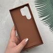 قاب گوشی Galaxy S23 Ultra سامسونگ چرمی سخت یونیک نیلکین Nillkin داخل پارچه ای قهوه ای کد E2-166864