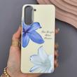 قاب گوشی Galaxy S21 FE سامسونگ لدر کیس سیلیکونی فانتزی لنز سیلور طرح گل لیلیوم آبی کد 169291