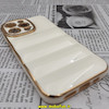 قاب گوشی iPhone 13 Pro آیفون طرح پافر PUFFER مای کیس گلد لاین دور طلایی محافظ لنز دار کرم کد 181