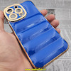 قاب گوشی iPhone 13 Pro آیفون طرح پافر PUFFER مای کیس گلد لاین دور طلایی محافظ لنز دار آبی کاربنی کد 182