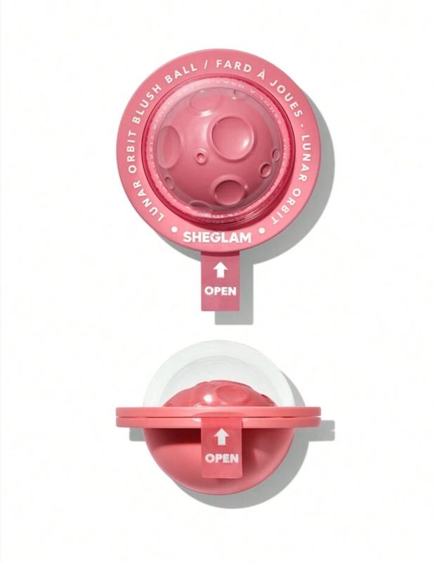 رژگونه و رژ لب سفینه ای مدل Lunar Orbit Blush Ball رنگ adorn