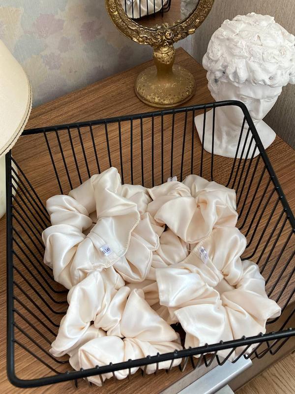 اسکرانچی ساتن سفید