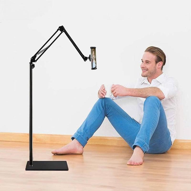 پایه نگهدارنده ایستاده موبایل و تبلت برند XO مدل C137