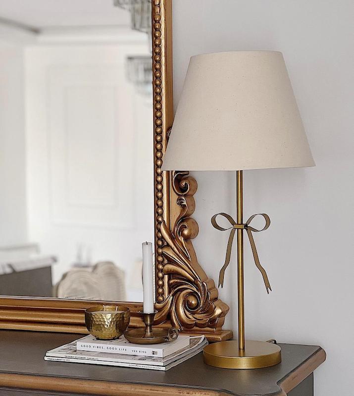 آباژور رومیزی پاپیون