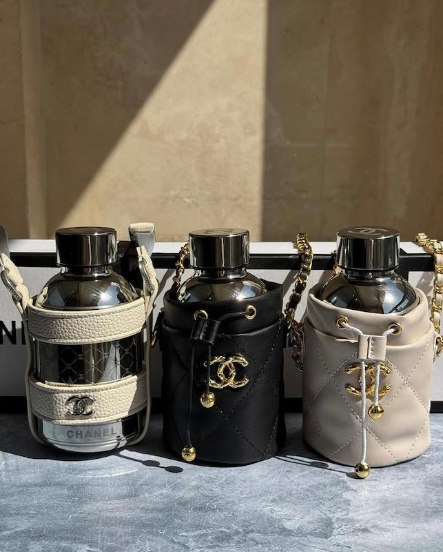 بطری آب شنل