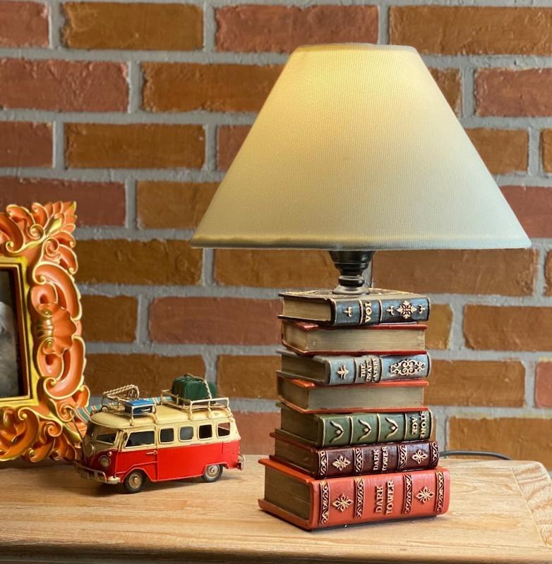 آباژور ۷ کتاب