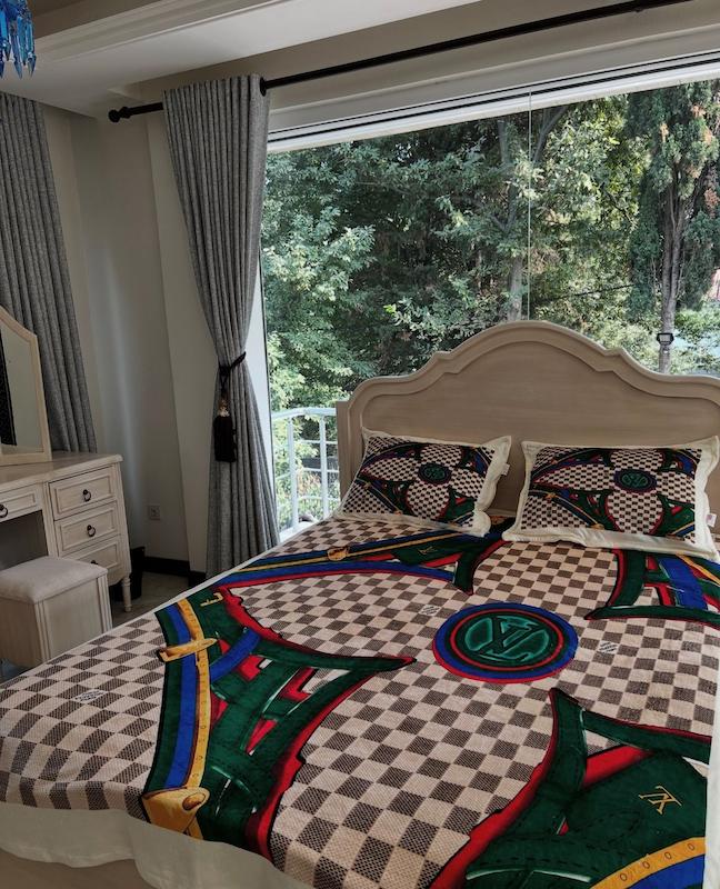 پتو برند ال وی