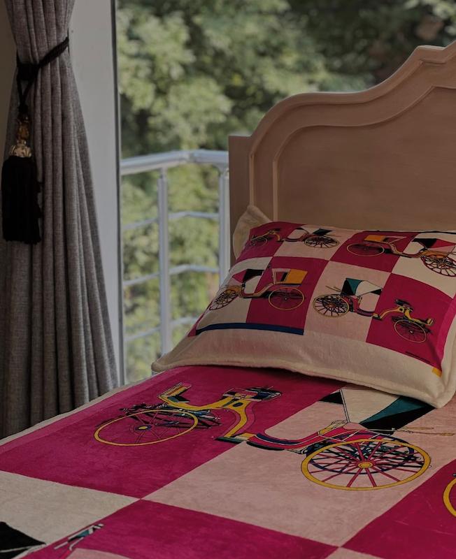 پتو صورتی برند ال وی