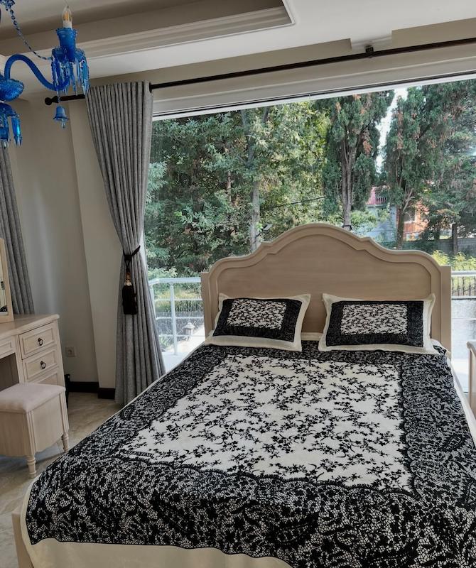 پتو برند طرح گلدوزی