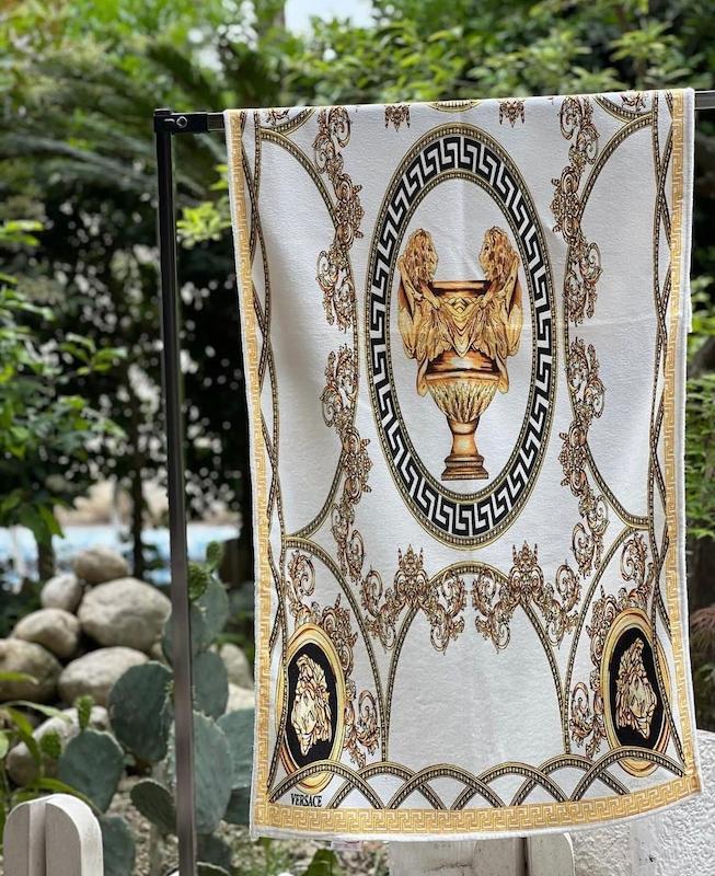 حوله استخری ورساچه