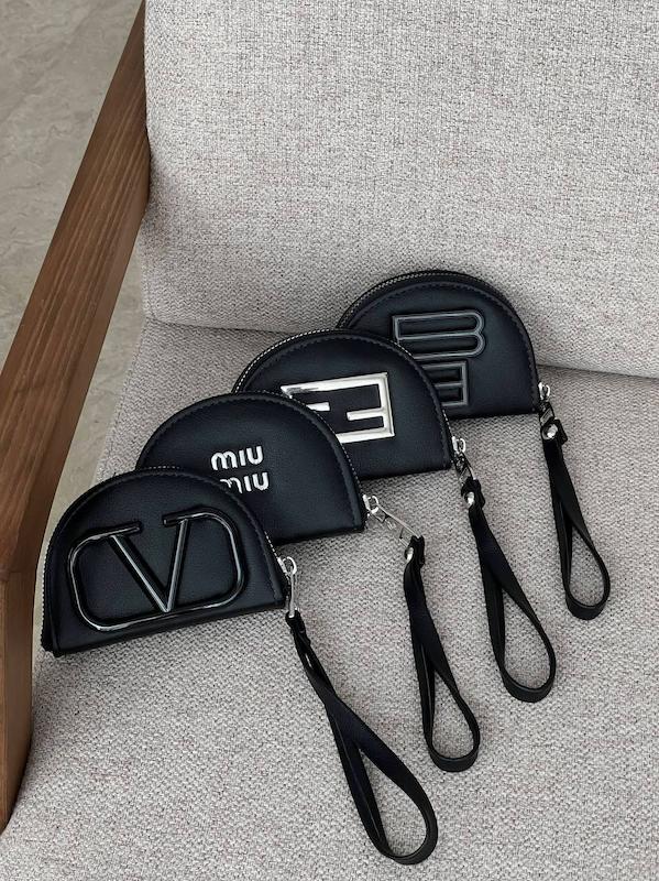 جاکارتی یاس