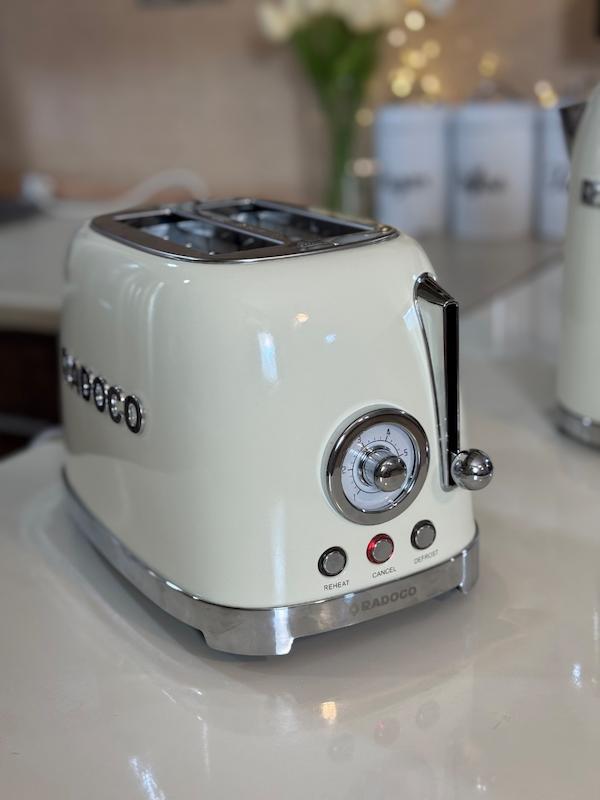 توستر نان رادوکو مدل RD-LT3300