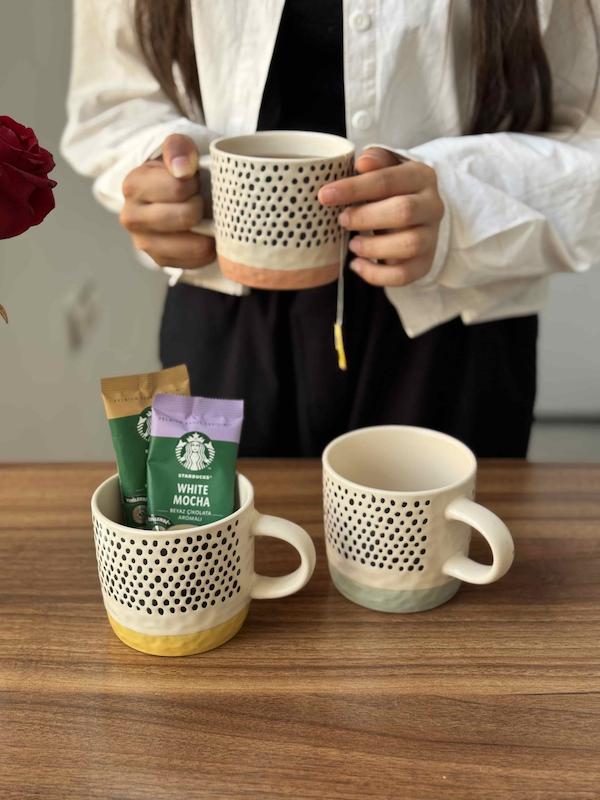 ماگ‌ سرامیکی خالدار مینیمال