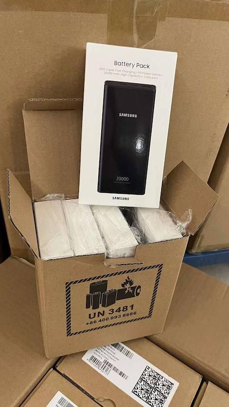 پاوربانک SAMSUNG  مدل  20,000MAh EB-P5300                         