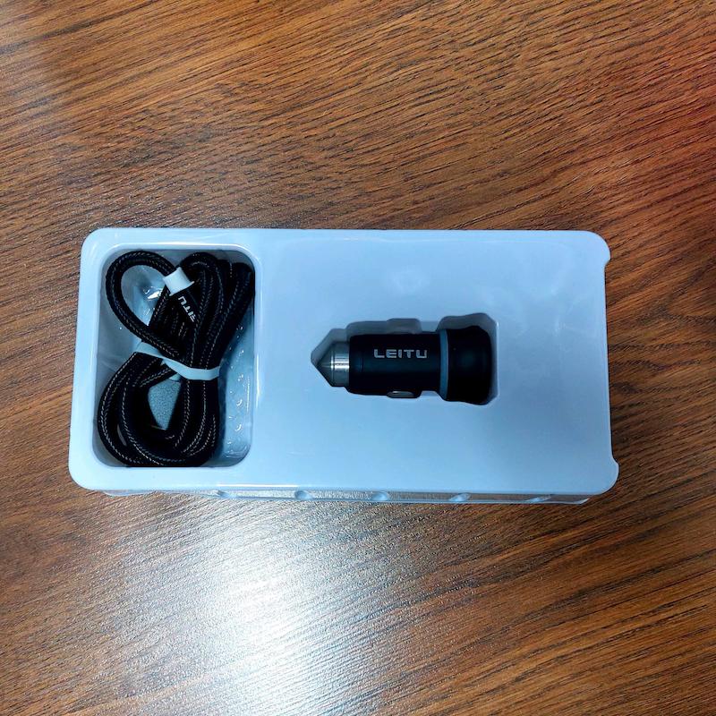 شارژر فندکی LEITU مدل LC-C2 - با دو پورت USB و نور LED