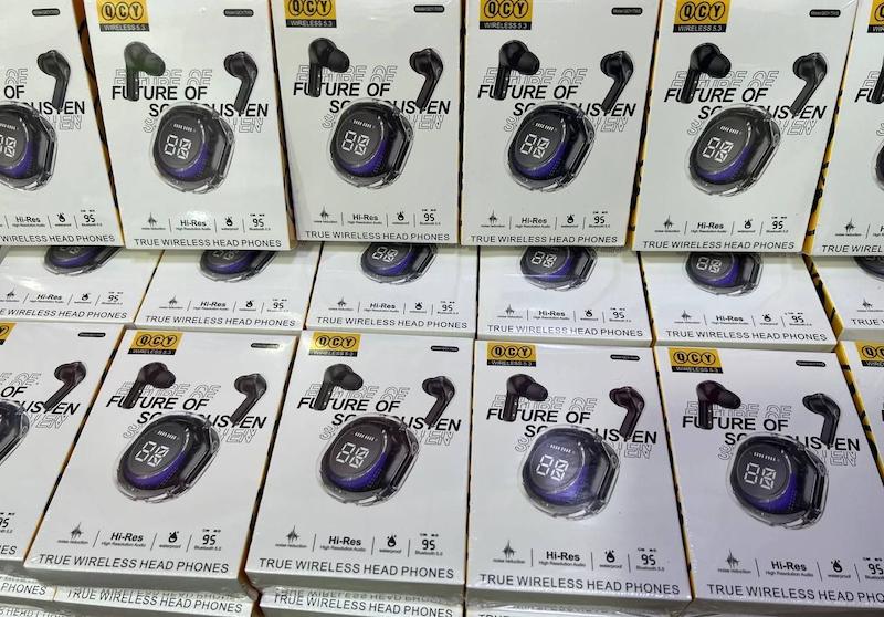 ایرپاد شیشه ای QCY Ultrapods Pro