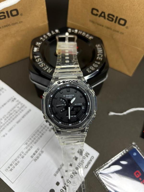 ساعت کاسیو جیشاک مدل Casio GA-2100SKE-7AER   شیشه ای کیفیت سوپر مستر کوالیتی