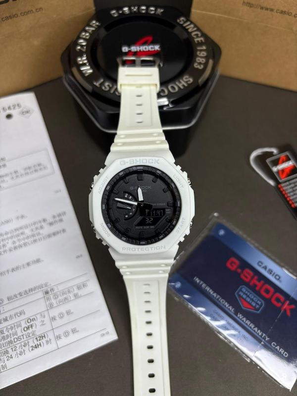 ساعت کاسیو جیشاک مدل CASIO G-SHOCK GA-2100-7A  سفید کیفیت سوپر مستر کوالیتی